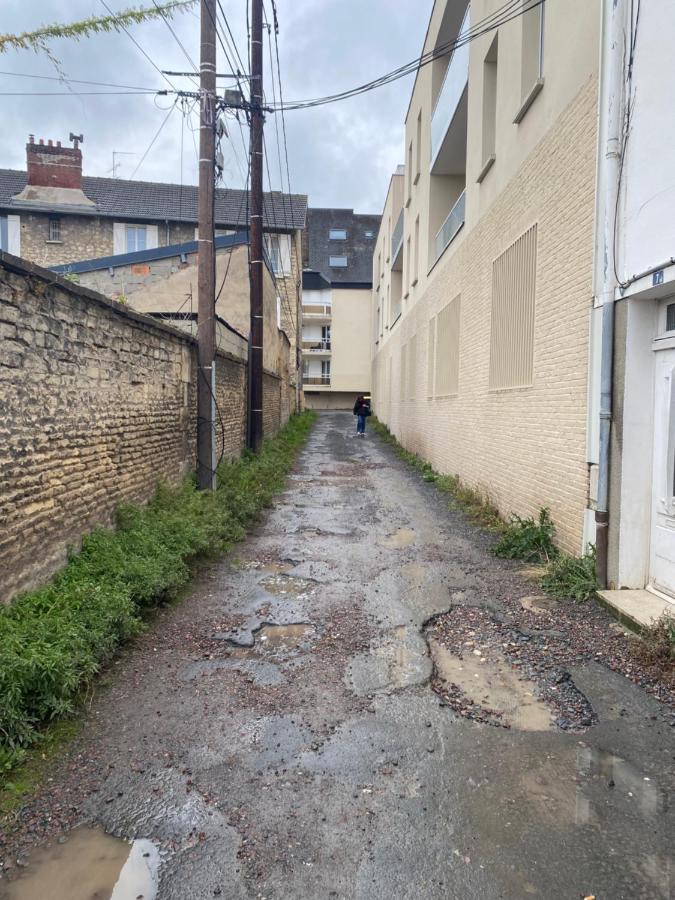 Canal Varignon Caen Luaran gambar